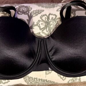 SOMA Vanishing Strapless Bra in Black